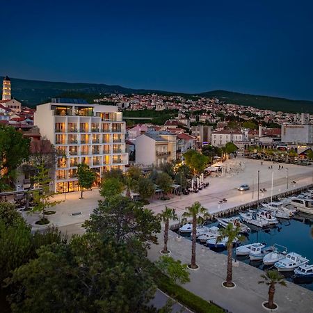 Aminess Younique Narrivi Hotel Цриквеница Экстерьер фото
