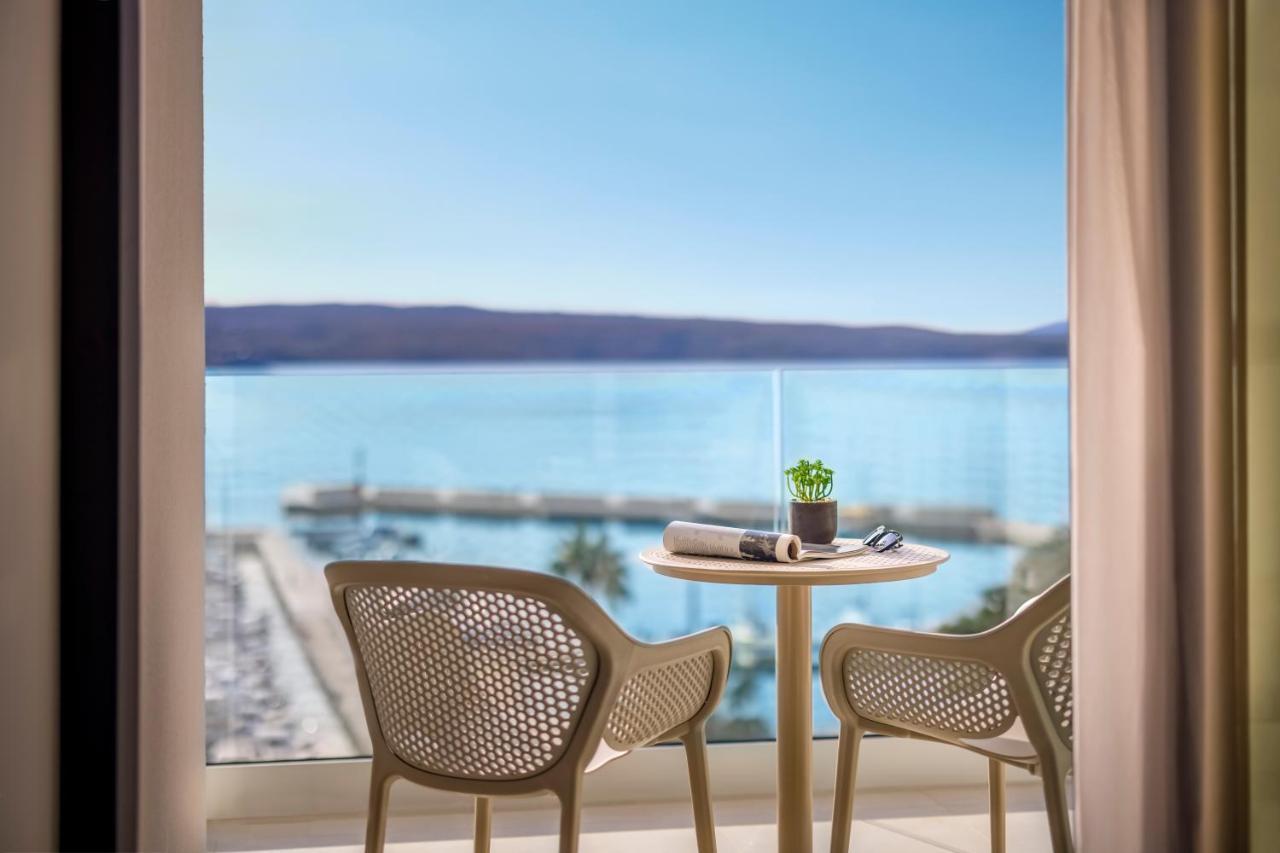 Aminess Younique Narrivi Hotel Цриквеница Экстерьер фото