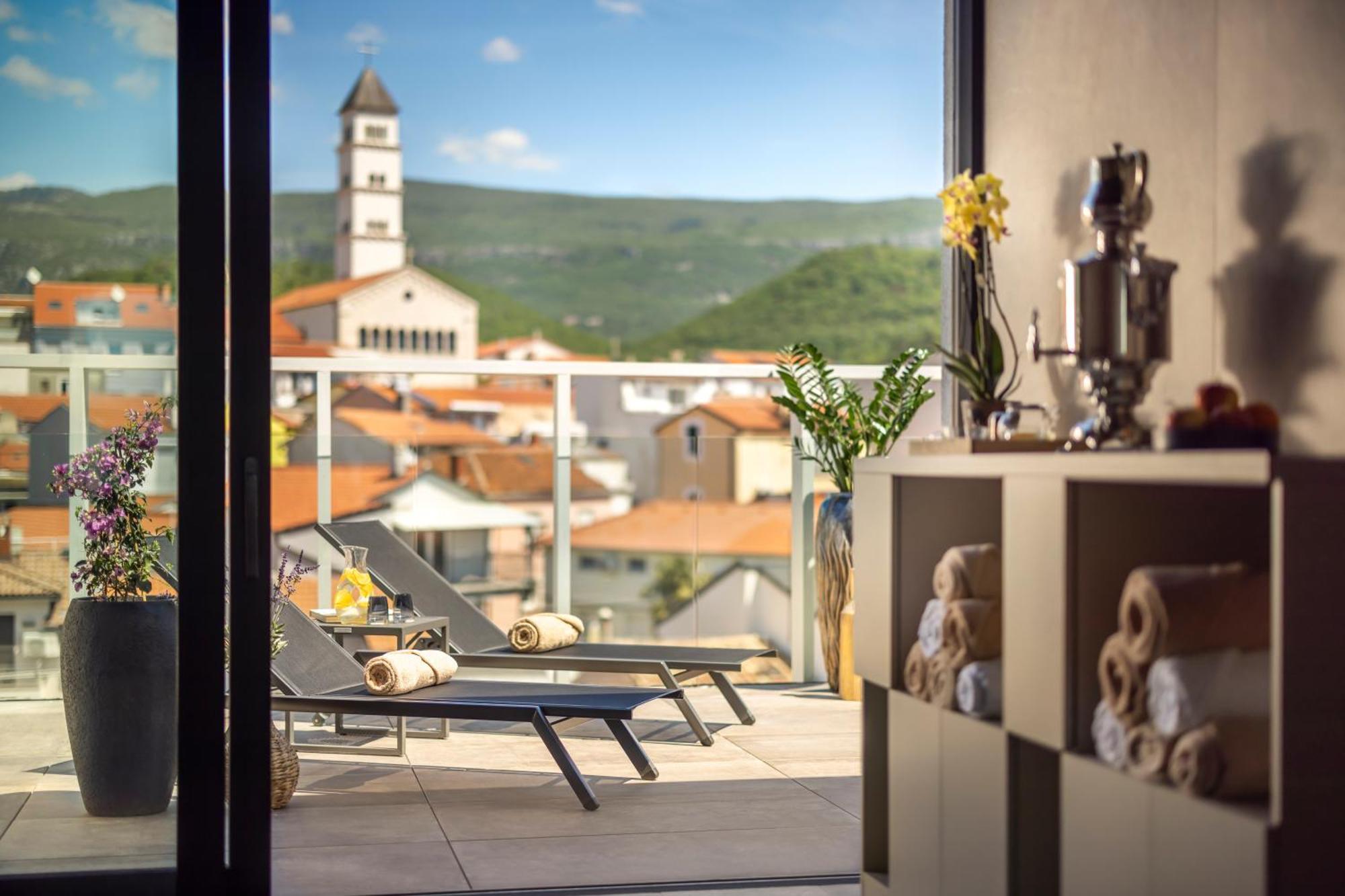 Aminess Younique Narrivi Hotel Цриквеница Экстерьер фото