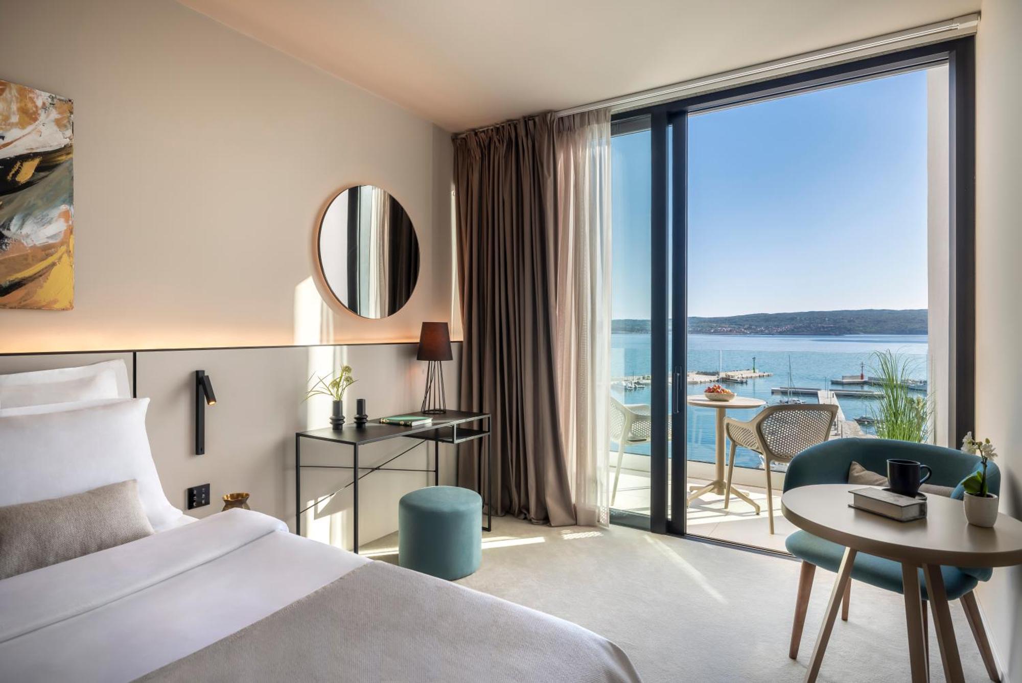 Aminess Younique Narrivi Hotel Цриквеница Экстерьер фото